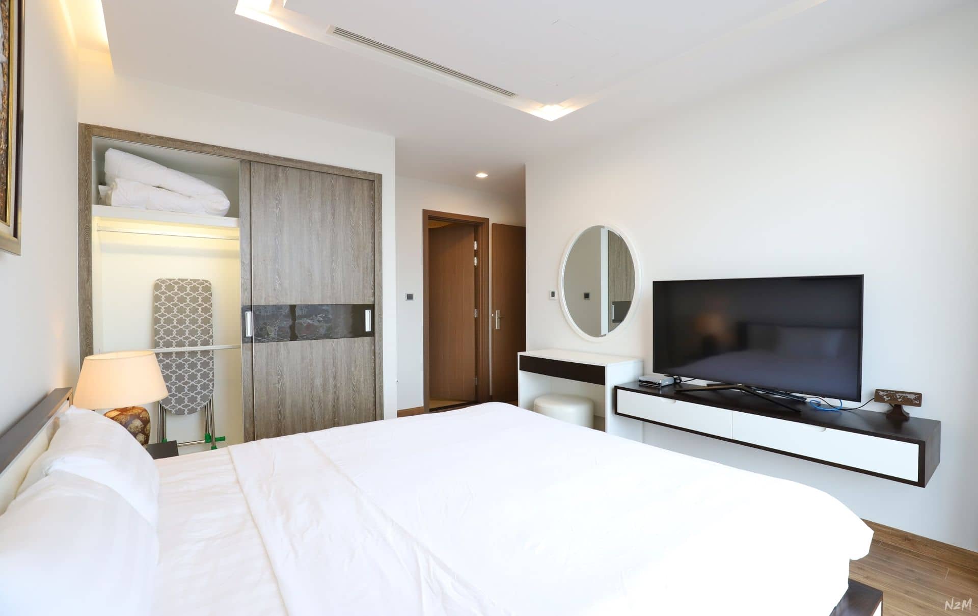 Cho thuê Homestay Metropolis 2 Phòng Ngủ