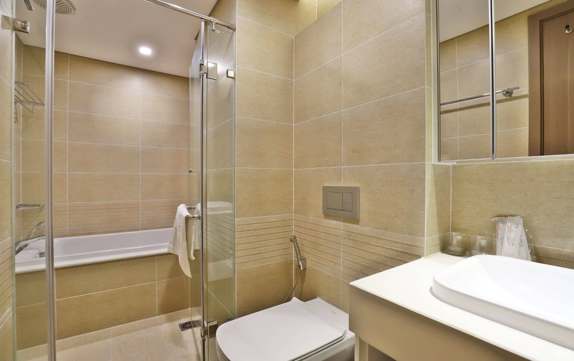 Cho thuê Homestay Metropolis 2 Phòng Ngủ