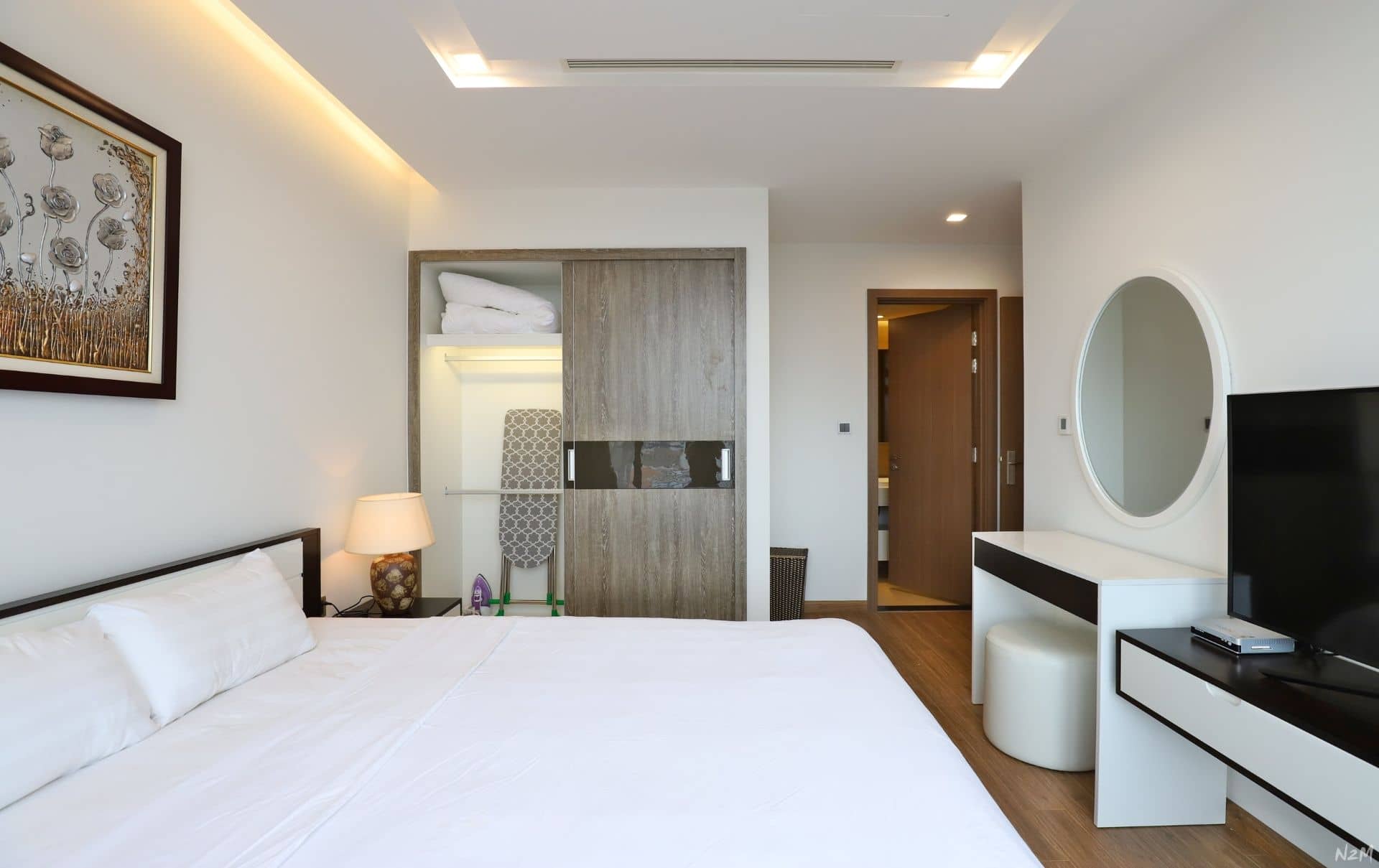 Cho thuê Homestay Metropolis 2 Phòng Ngủ
