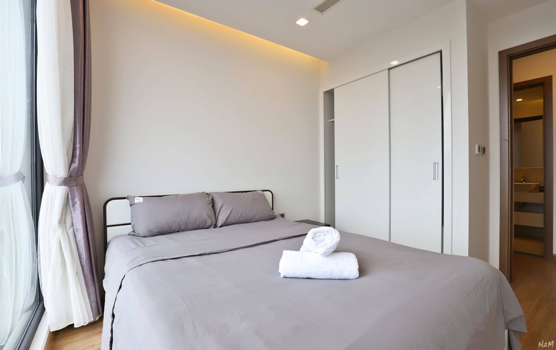 Cho thuê Homestay Metropolis 2 Phòng Ngủ